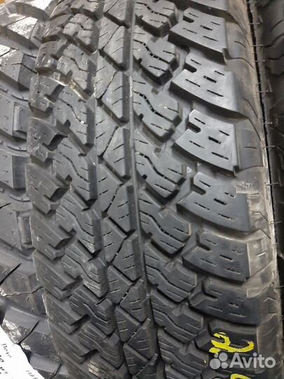 Bridgestone Dueler A/T 245/75 R17 112T