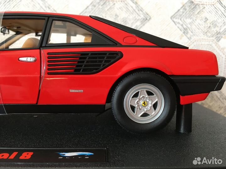 Ferrari Mondial 8 Модель 1/18 Hot Wheels Elite