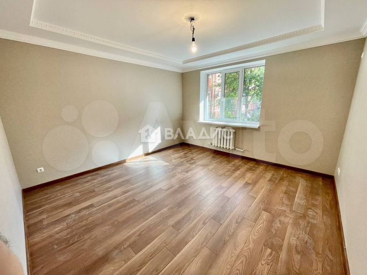 2-к. квартира, 71,2 м², 1/9 эт.