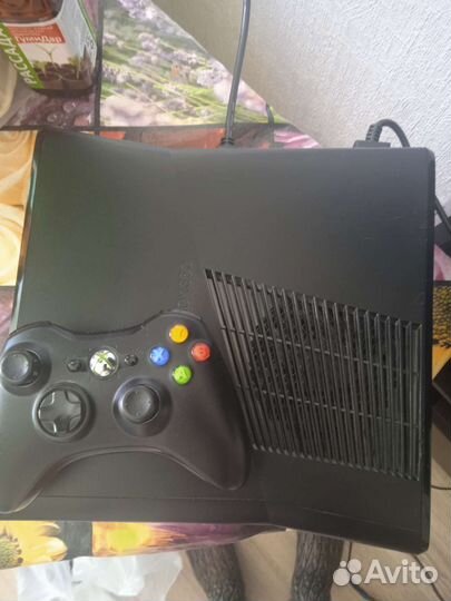 Xbox 360 slim Freeboot
