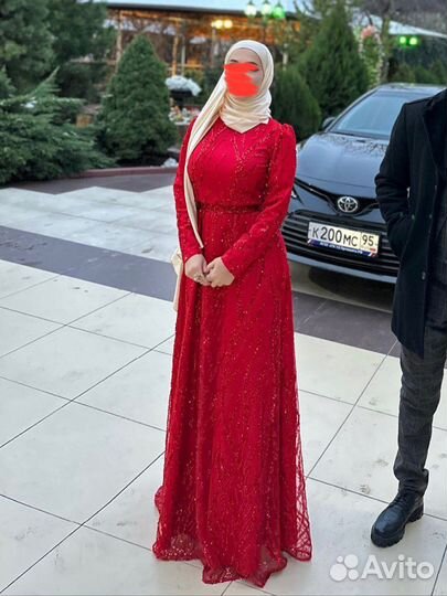 Вечернее платье размер 38