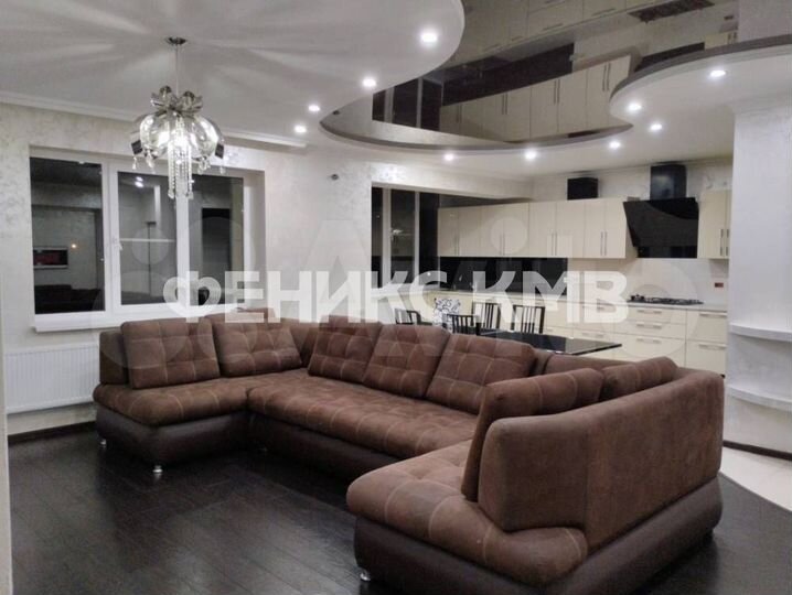 3-к. квартира, 102 м², 7/9 эт.