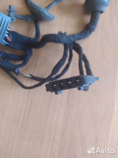 Проводка (коса) дверь передняя правая Volkswagen