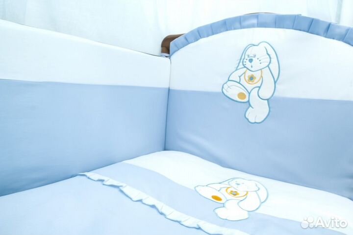 Комлект в кроватку 