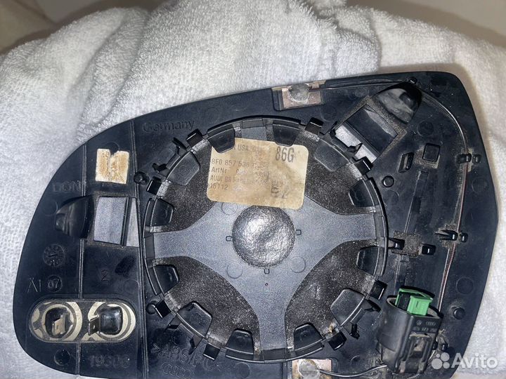 Зеркало левое audi a4 b8 8F857535H