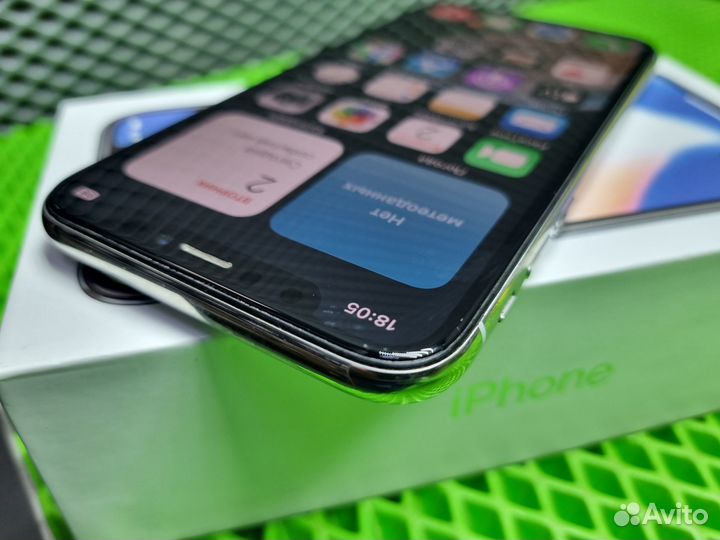 iPhone X, 256 ГБ