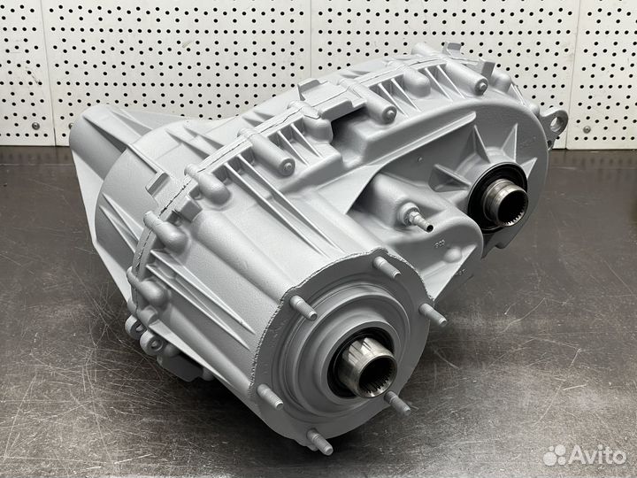 Раздаточная коробка Hummer H2 2008г. 84400039