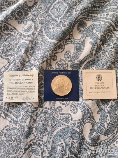 Серебряная монета Ямайка 1977 год 10 долларов