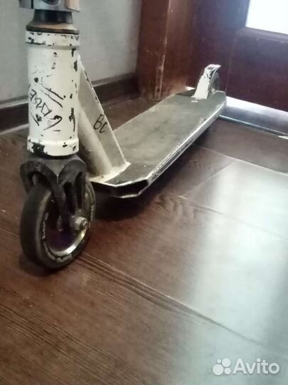 Трюковой самокат