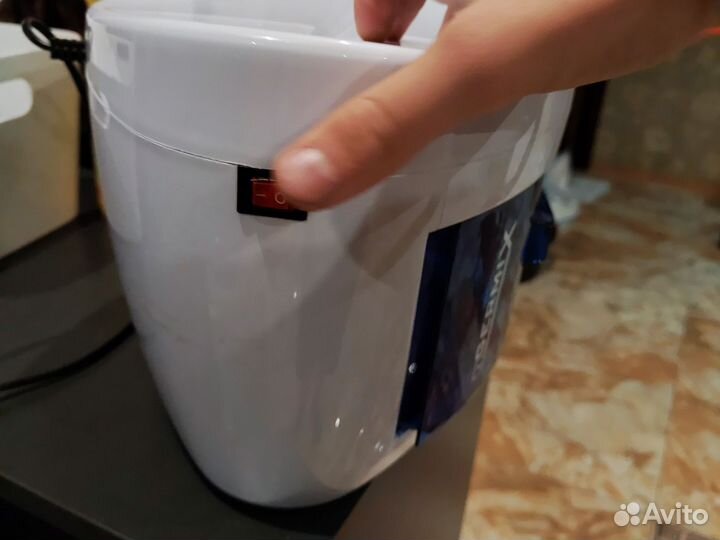 Ультрафиолетовый стерилизатор germix