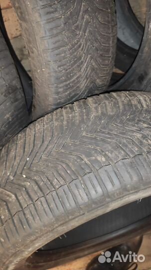 Michelin CrossClimate+ 225/45 R17 94W