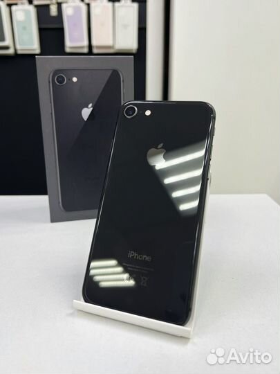 iPhone 8, 64 ГБ