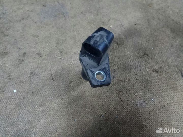 Датчик положения коленвала Лада Ларгус