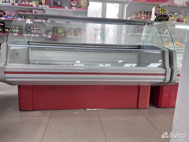 Продам морозильную витрину