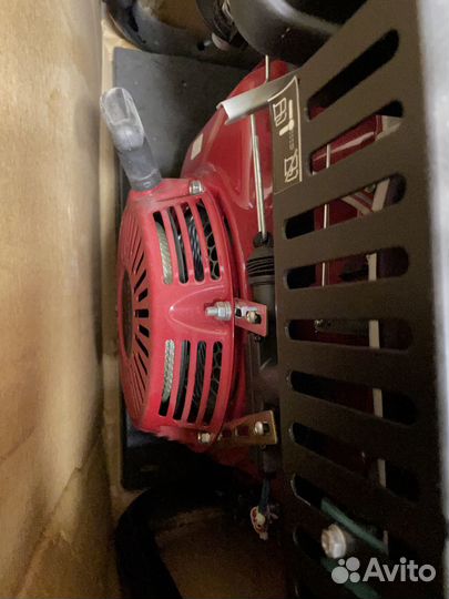 Бензиновый генератор sdmo SH 6000 E