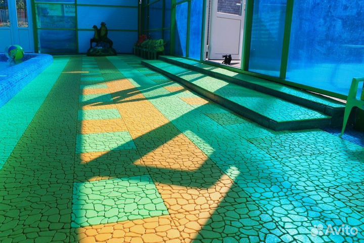 Напольное покрытие для бассейна