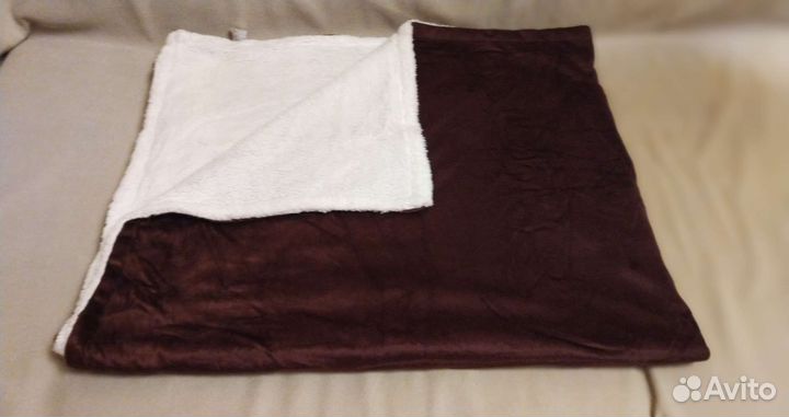 Пледы, одеяло, шторы