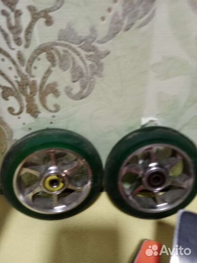 Запчасти от трюкового самоката