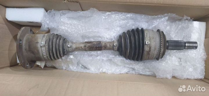 Полуоси передние Pajero 4 3815A196 3815A195