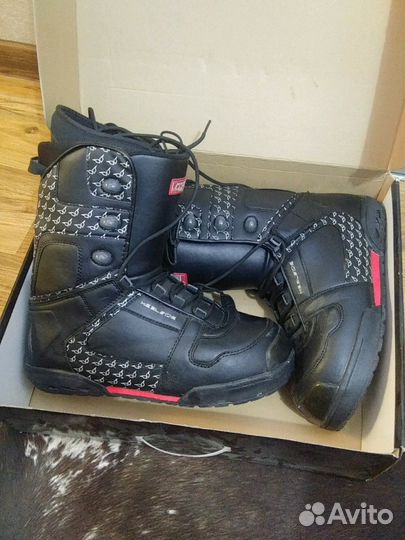 Ботинки для сноуборда Heelside