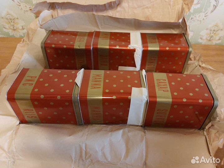 Комплект метал. банок для специй и круп 18 шт СССР