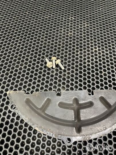 Кожух маховика chevrolet spark m300 B12D1