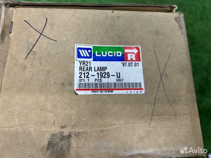 Стоп-сигнал задний правый Toyota Town Ace YR21