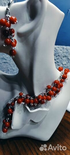 Женские украшения:браслеты и серьги