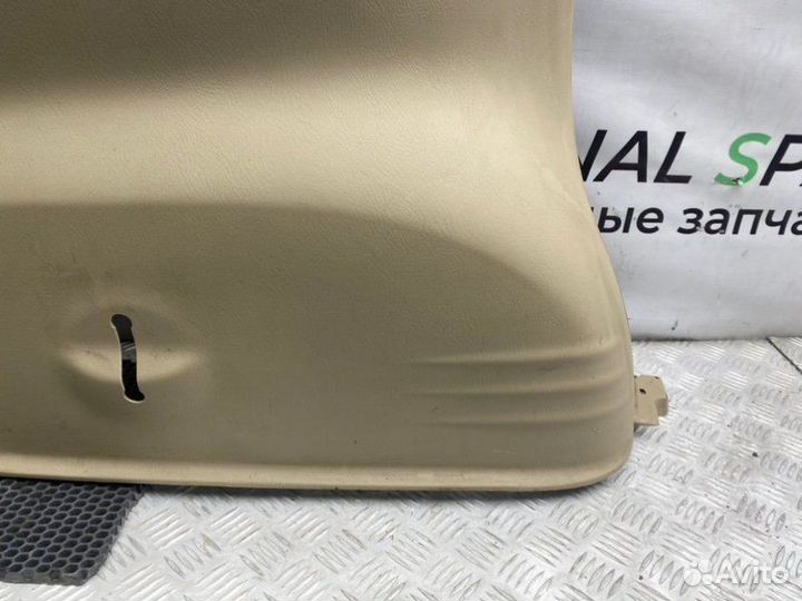 Обшивка двери задняя левая Mazda Mpv LW5W GY-DE