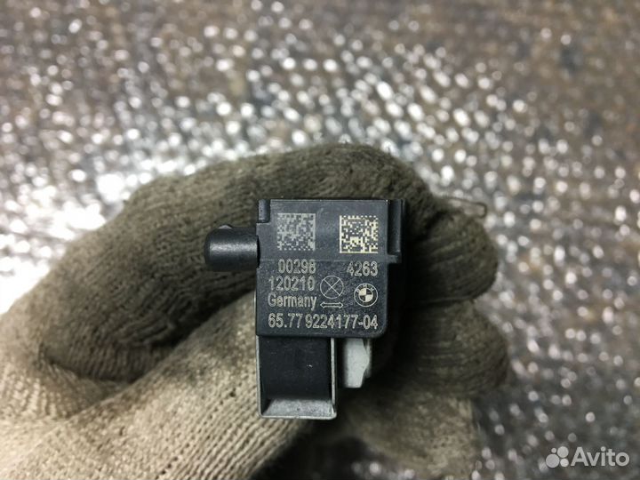 Датчик удара BMW 5 7 F01 F02 F10 F11