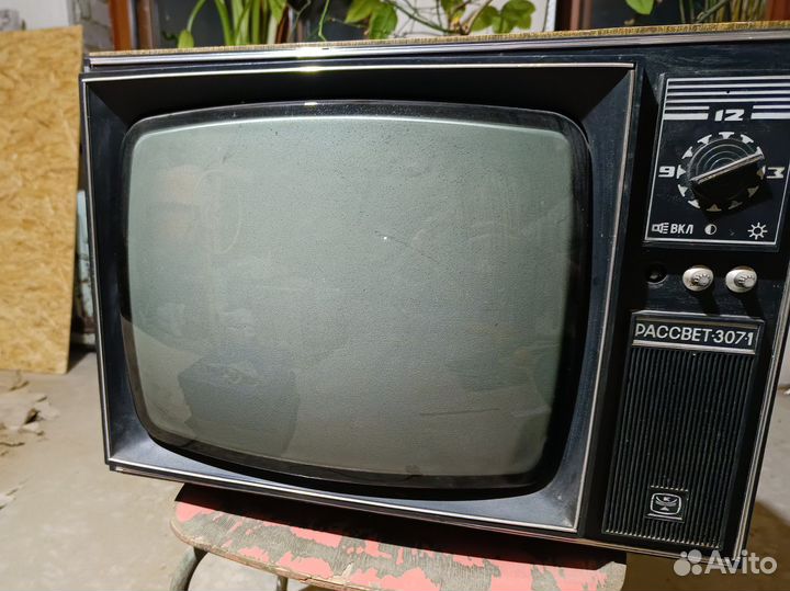 Телевизор Рассвет 307-1