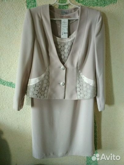 Костюм женский на 50 размер