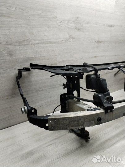 Экран телевизор Mercedes E-Class W211 OM646.821