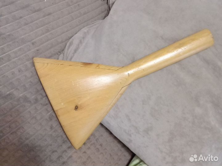 Балалайка из дерева