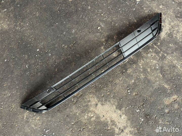 Гриль переднего бампера Форд Мондео 5 рест 2019г