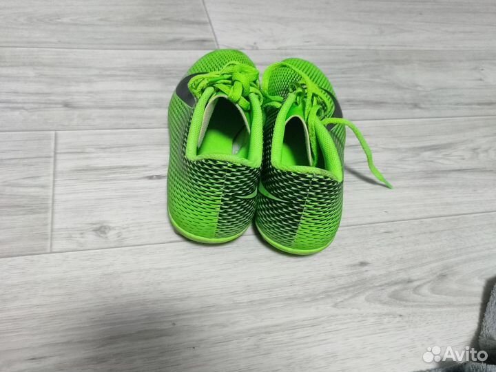 Футбольные бутсы 39 40 размер