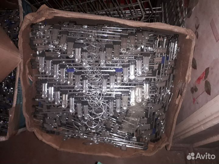 Вешалки плечики для одежды