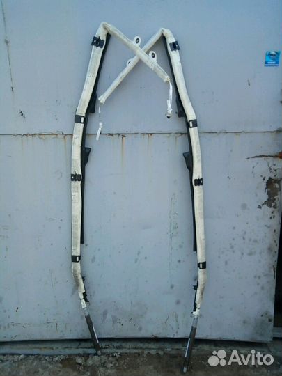 Шторка безопасности Volkswagen Jetta 5