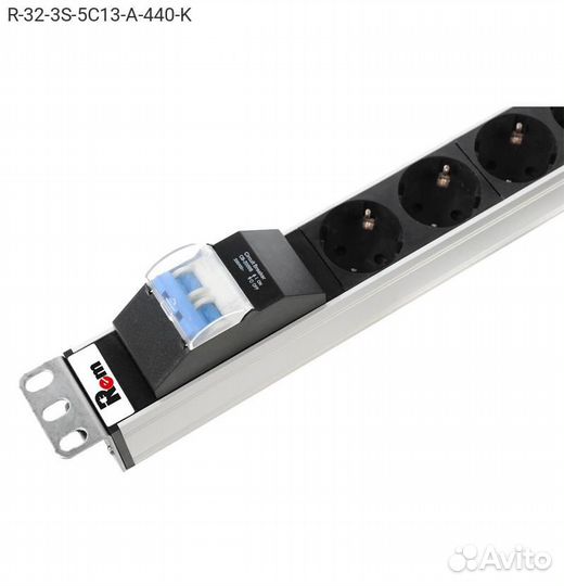 Блок розеток цмо Rem-32, 1U, R-32-3S-5C13-A-440-K