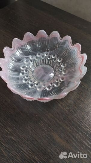 Конфетница цветное стекло