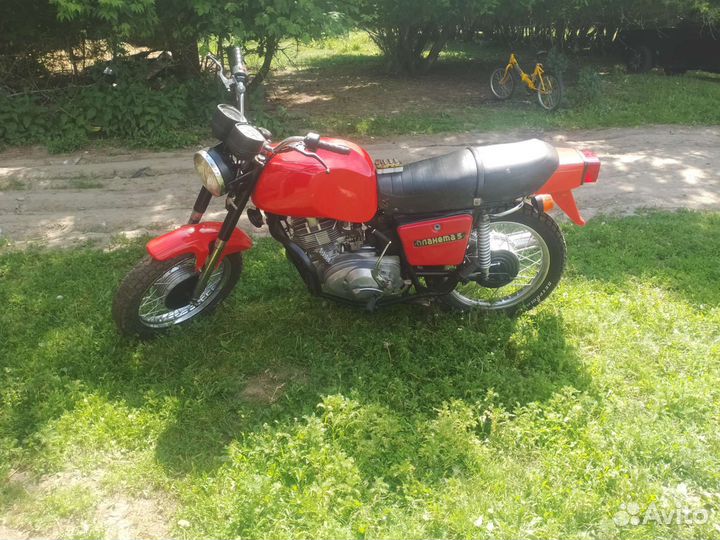 Иж планета -5