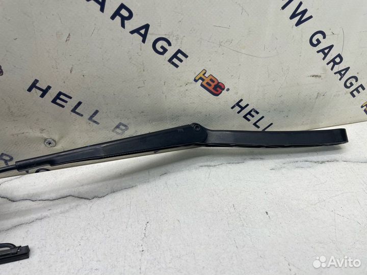Поводок дворника левый Bmw E36