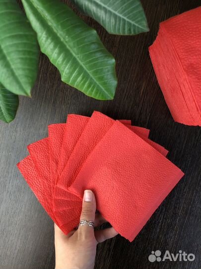 Однослойные салфетки красного цвета Биг-Пак