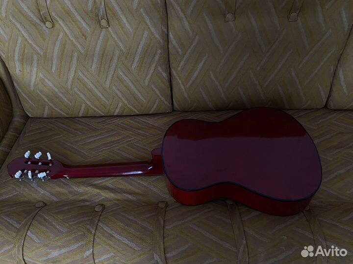 Гитара классическая