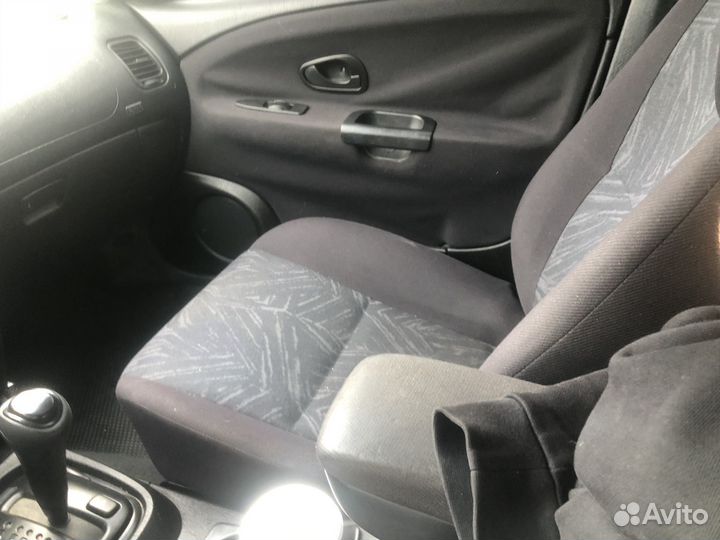 Mitsubishi Carisma 1.8 AT, 2000, 189 000 км