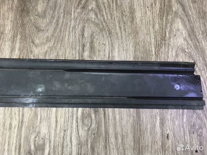 Накладка радиатора Opel Astra J A16XER 2010