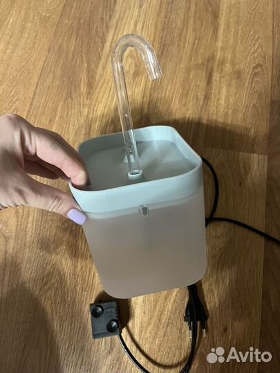 Фонтан поилка для кошек