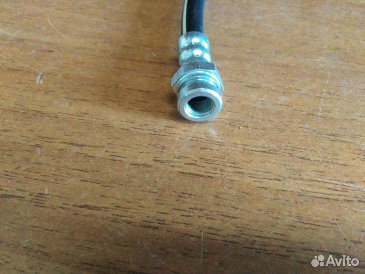 Шланг тормозной передний Mazda 626 1997 - 2002