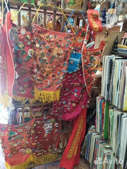 Значки СССР разная тема