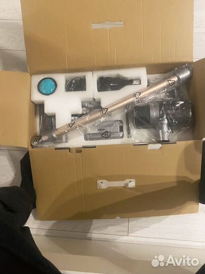 Вертикальный беспроводной пылесос